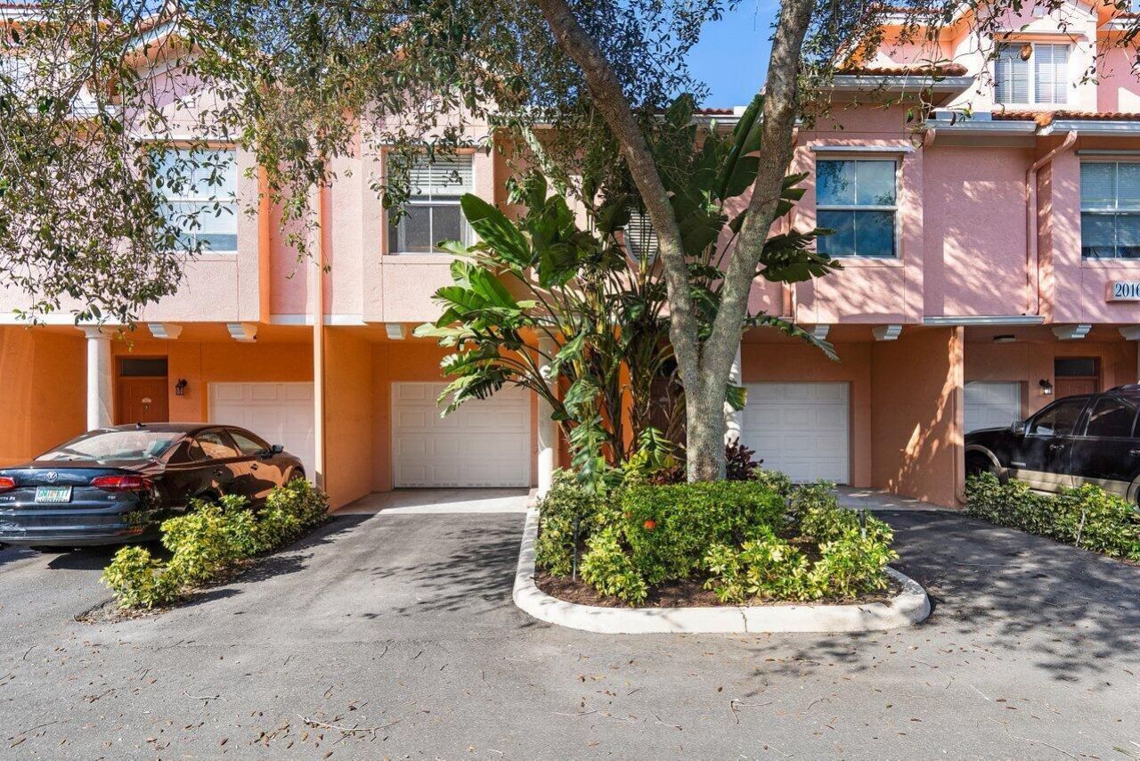 2016 Alta Meadows Lane, Unit 708, Delray Beach, FL 33444 Photo