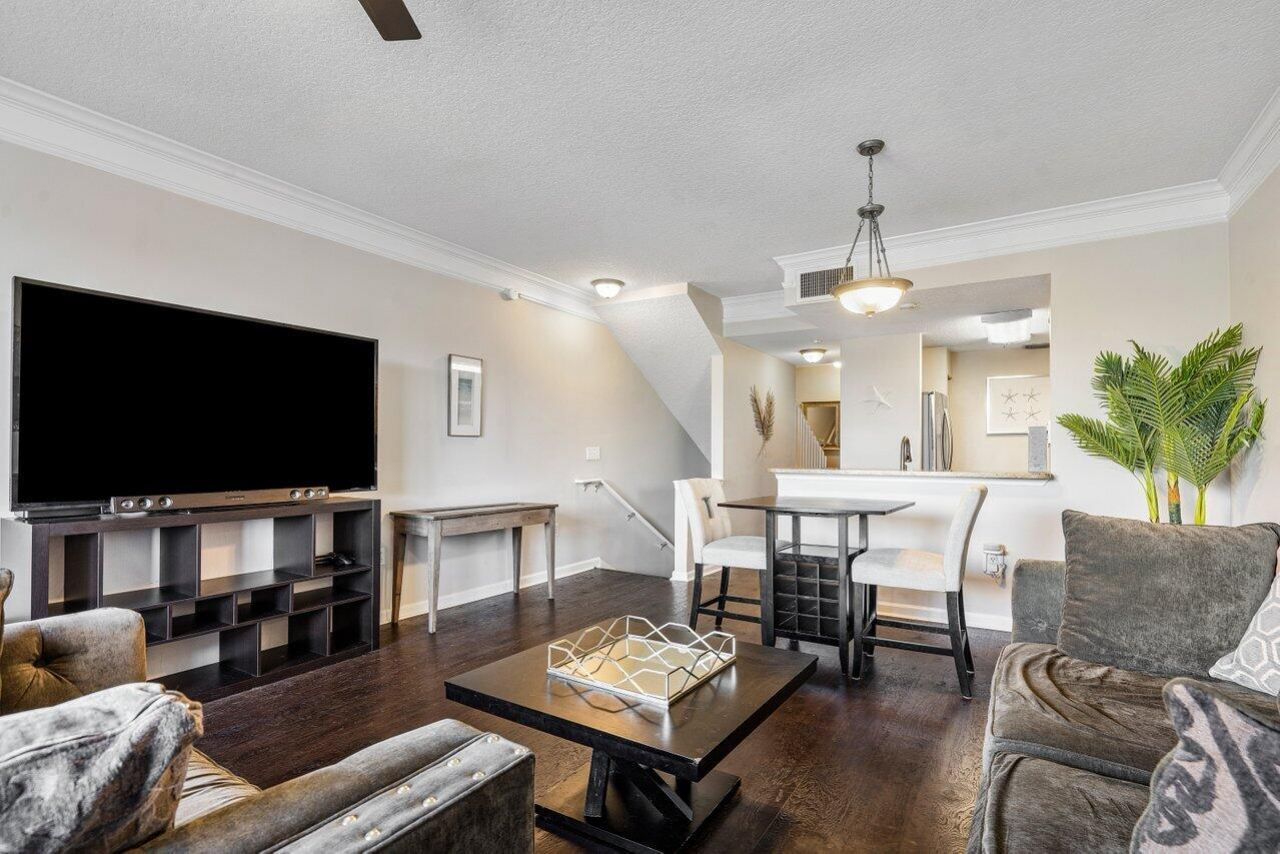 2016 Alta Meadows Lane, Unit 708, Delray Beach, FL 33444 Photo