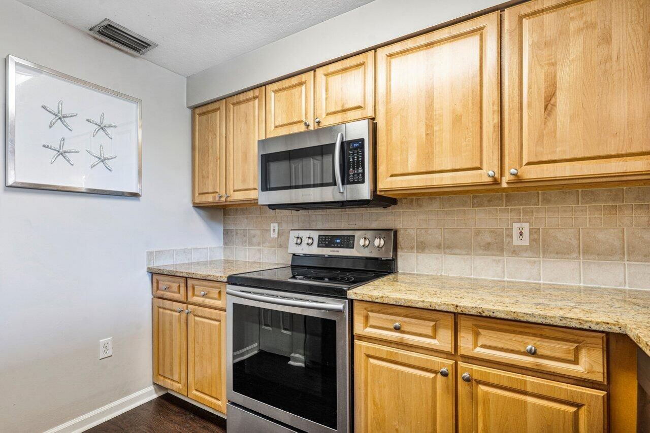 2016 Alta Meadows Lane, Unit 708, Delray Beach, FL 33444 Photo