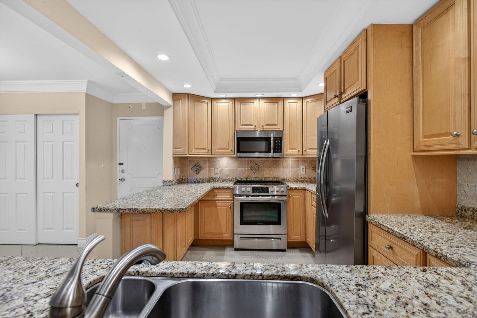 405 N Ocean Boulevard, Unit 208, Pompano Beach, FL 33062 Photo