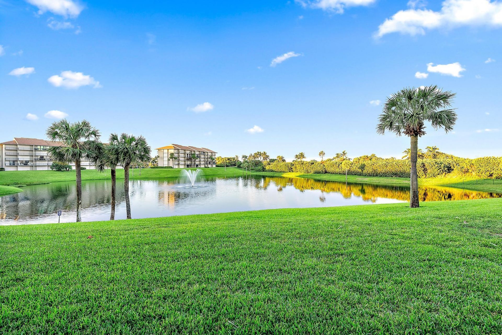601 S Seas Drive, Unit 106, Jupiter, FL 33477 Photo