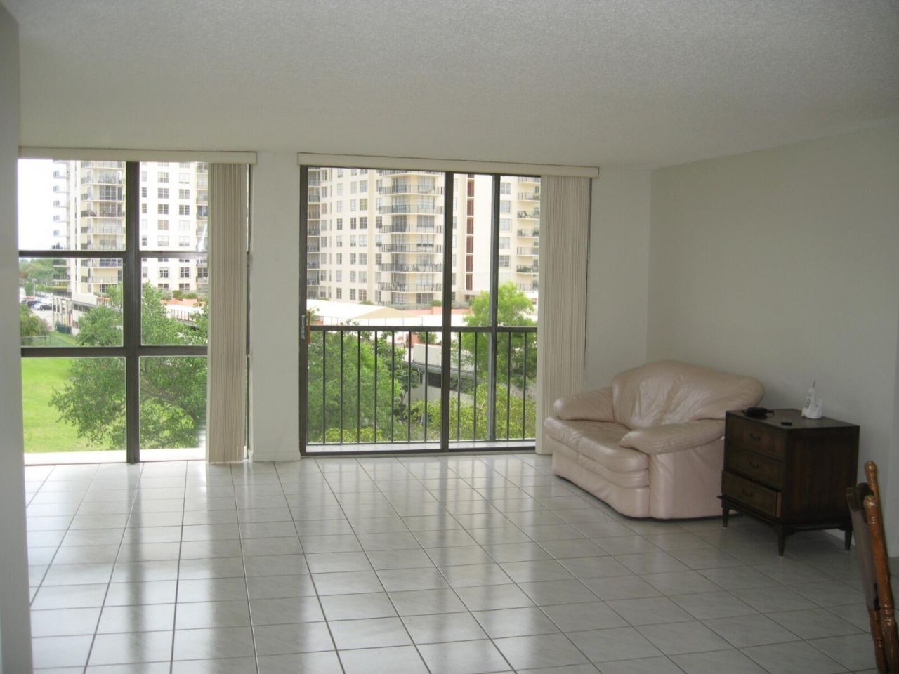 17500 N Bay Road, Unit S508, Sunny Isles Beach, FL 33160 Photo