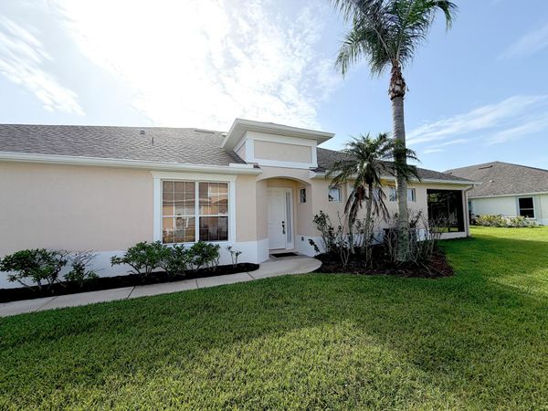 434 N Tangerine Square SW, Vero Beach, FL 32968