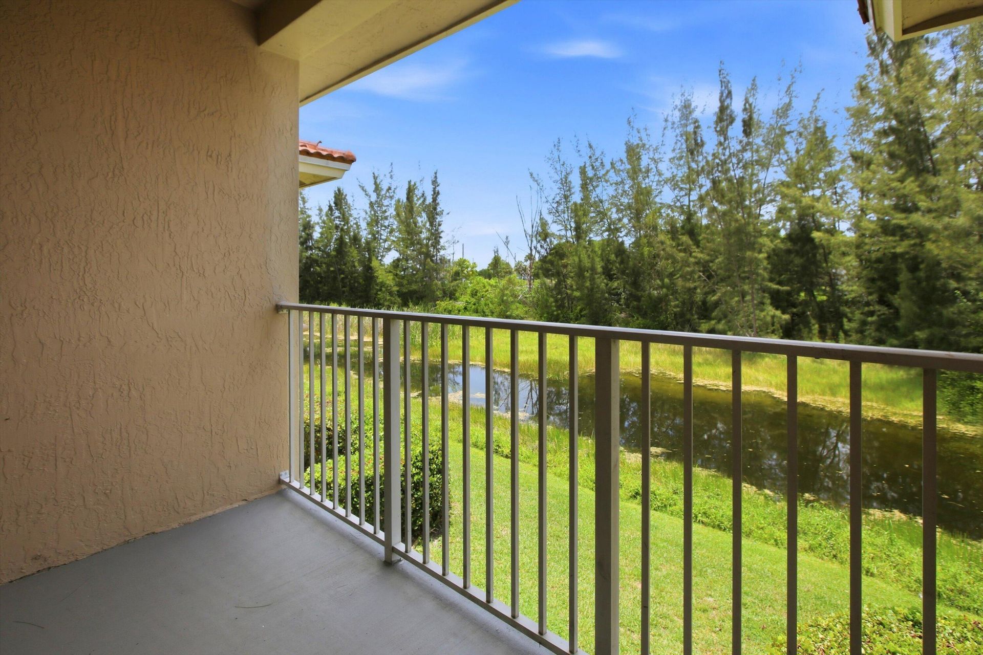 1169 Golden Lakes Boulevard, Unit 1125, West Palm Beach, FL 33411 Photo