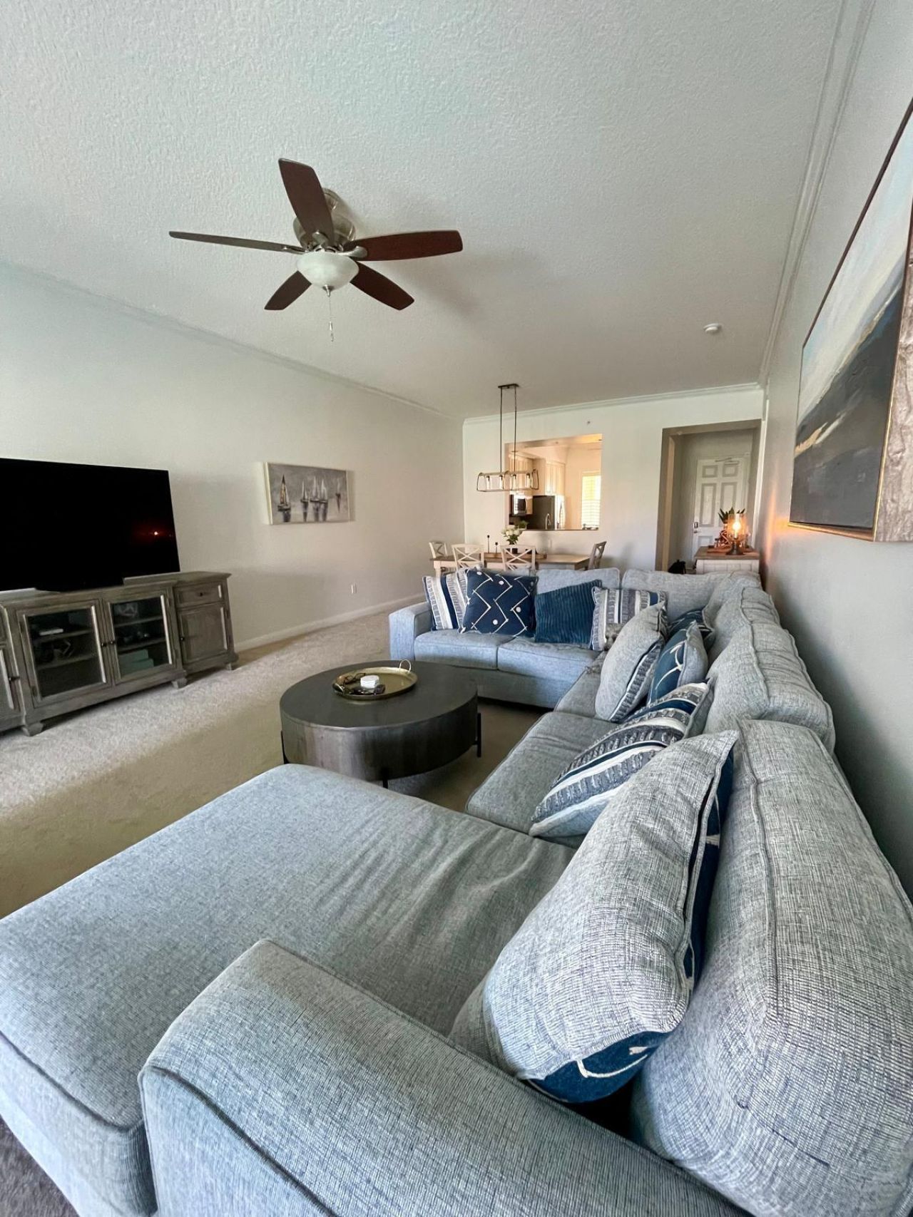 18 Harbour Isle Drive W, Unit 203, Fort Pierce, FL 34949 Photo
