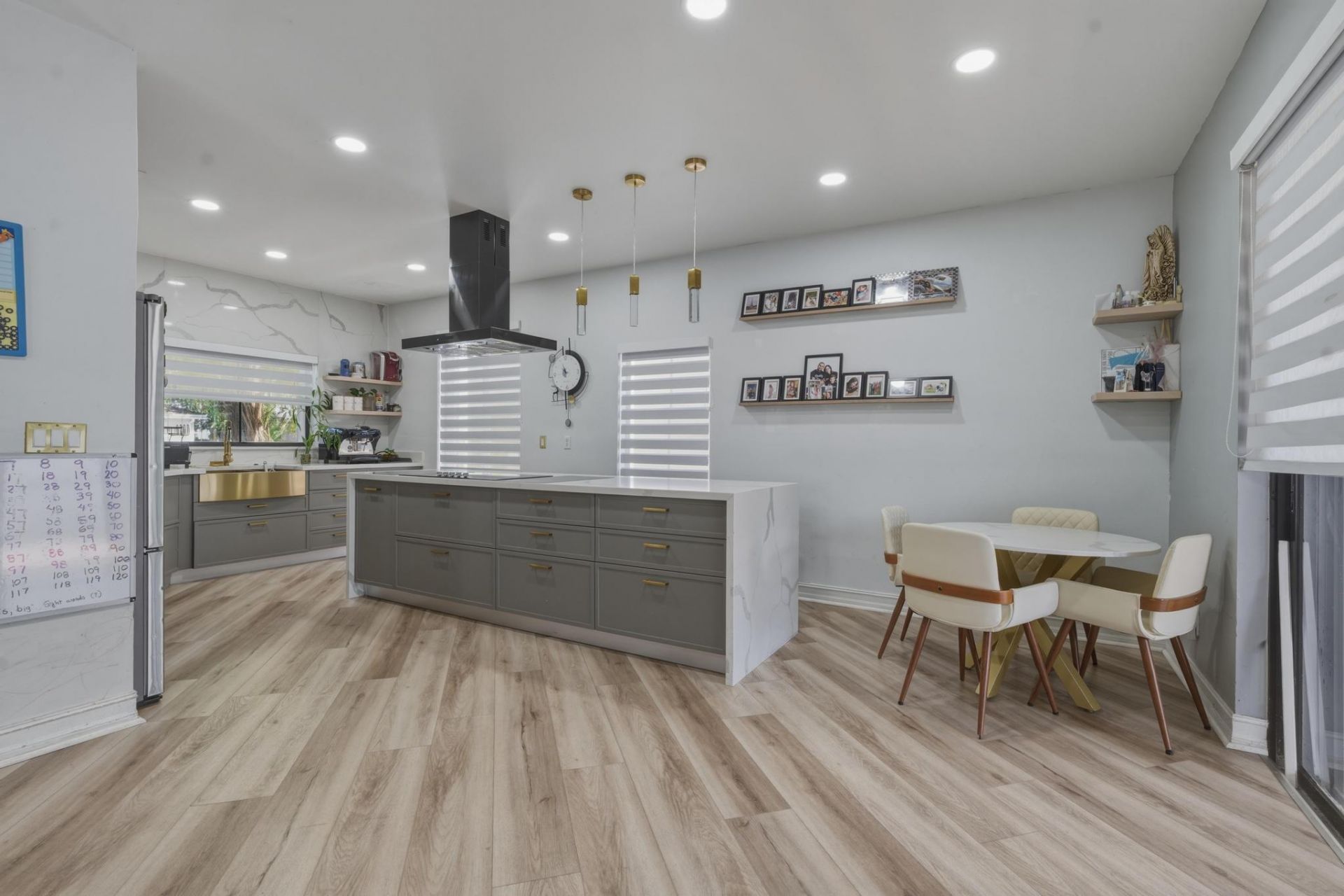 310 NW 207th Way, Pembroke Pines, FL 33029 Photo