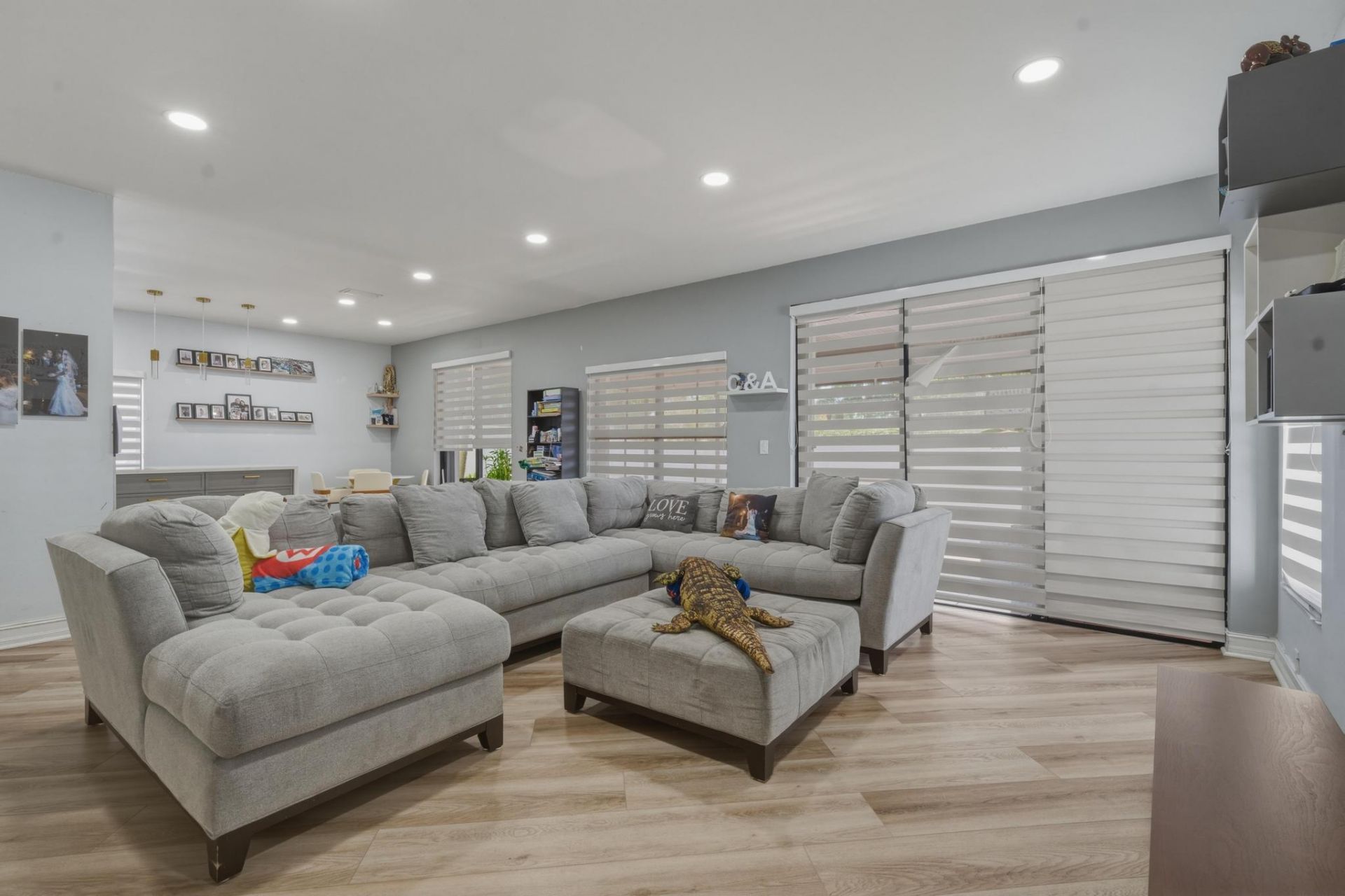 310 NW 207th Way, Pembroke Pines, FL 33029 Photo