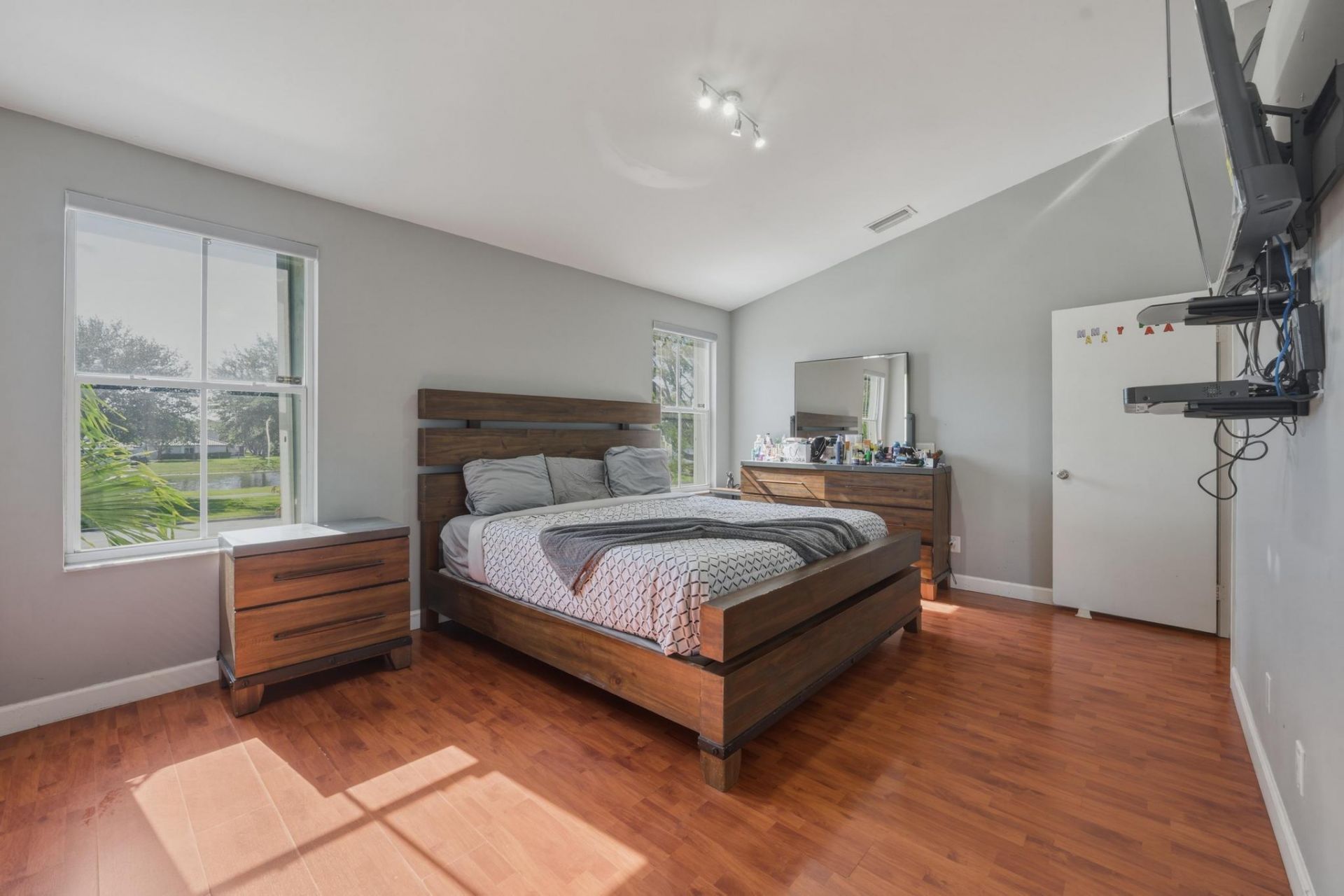 310 NW 207th Way, Pembroke Pines, FL 33029 Photo