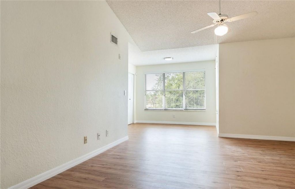 417 Vista Isles Drive, Unit 2322, Sunrise, FL 33325 Photo