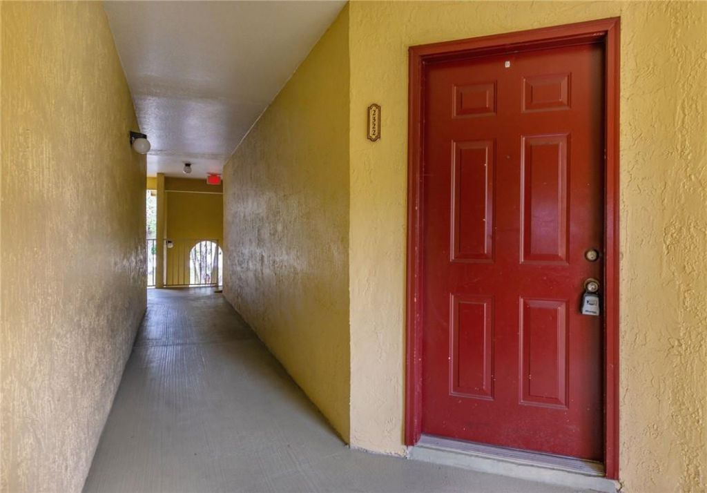 417 Vista Isles Drive, Unit 2322, Sunrise, FL 33325 Photo
