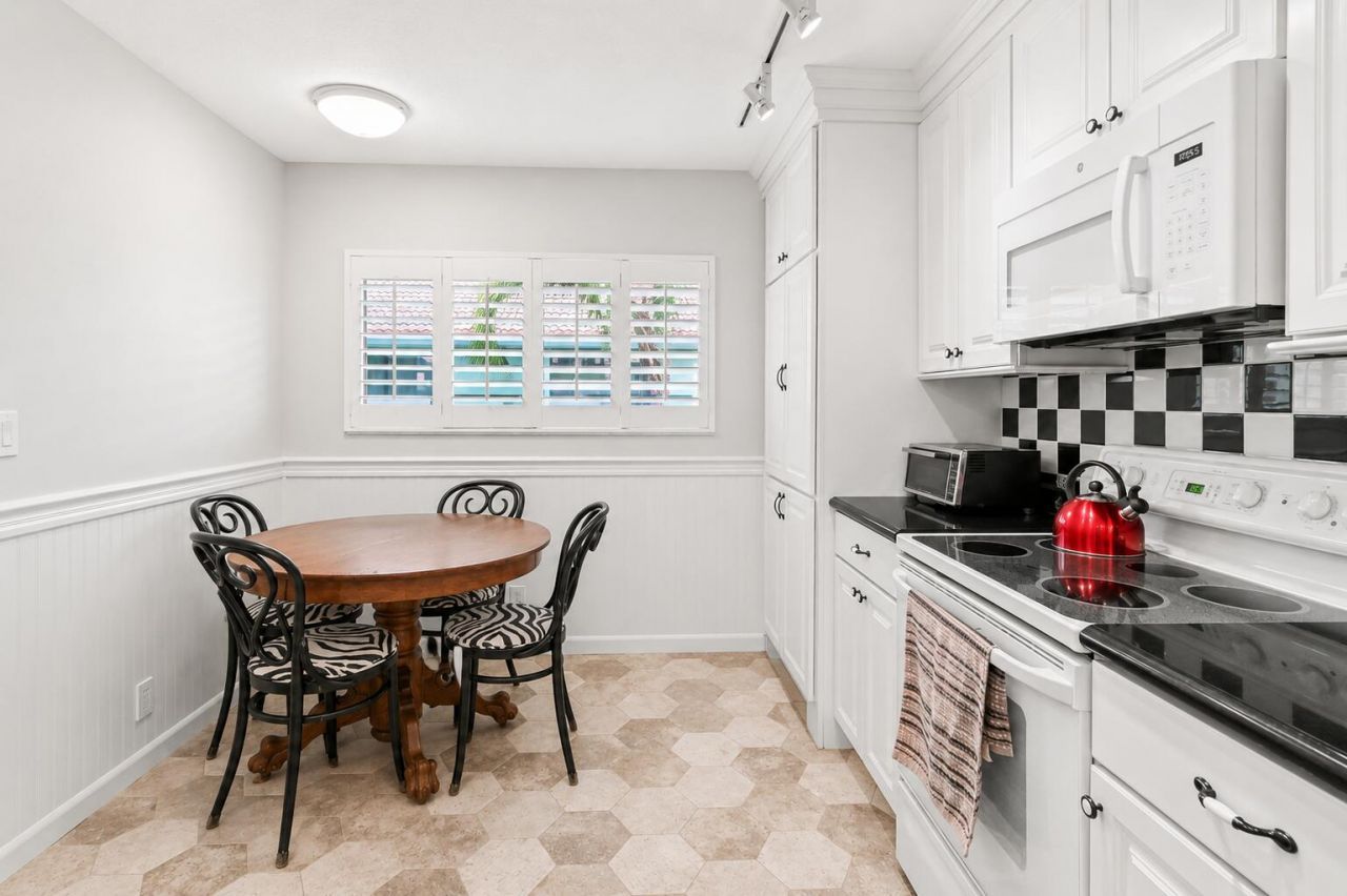 15234 Lakes Of Delray Boulevard, Unit 276, Delray Beach, FL 33484 Photo