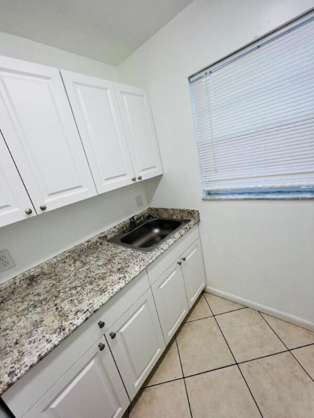 510 24th Avenue N, Unit 401, Lake Worth Beach, FL 33460 Photo
