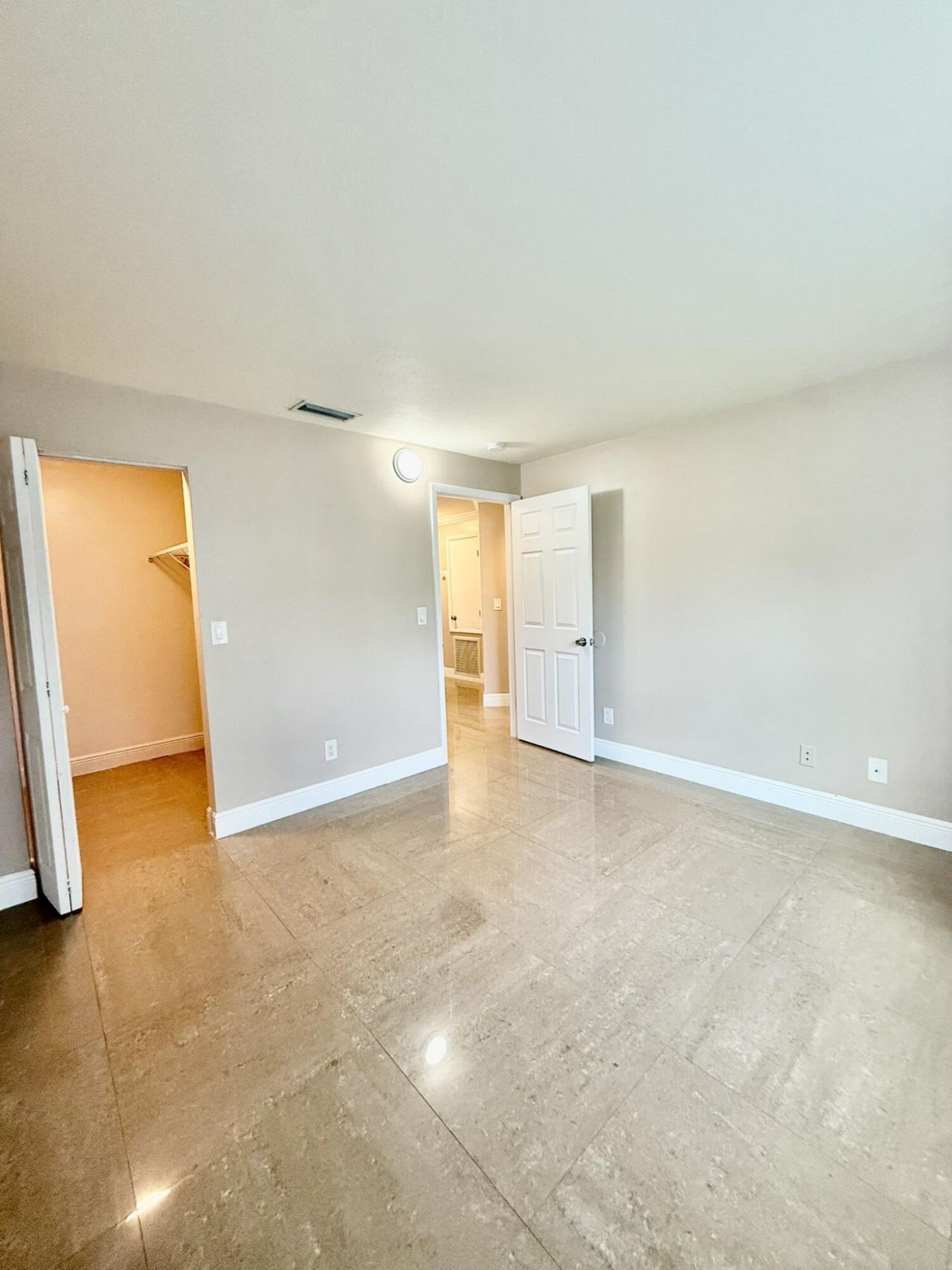 2050 Oleander Boulevard, Unit 11-103, Fort Pierce, FL 34950 Photo