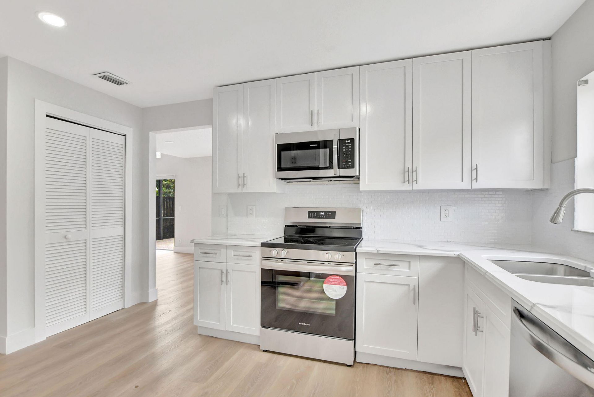21391 Millbrook Court, Boca Raton, FL 33498 Photo
