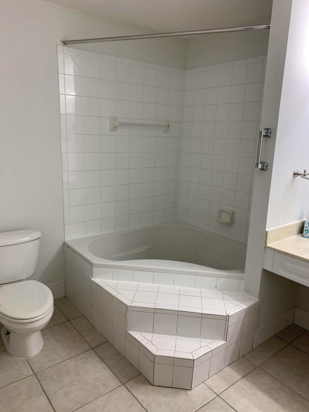 2080 Greenview Shores Boulevard, Unit 404, , FL 00000 Photo