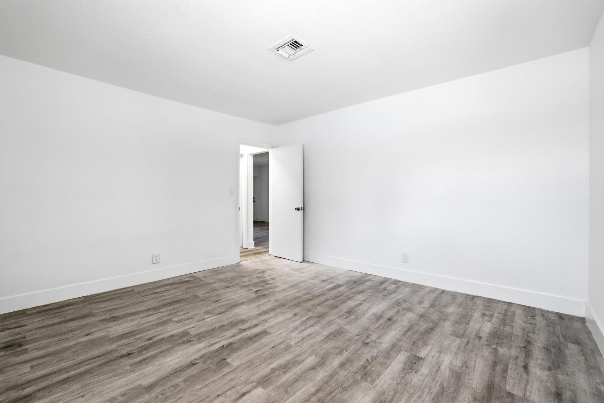 1880 SE 3rd Street, Unit 1880, Pompano Beach, FL 33060 Photo