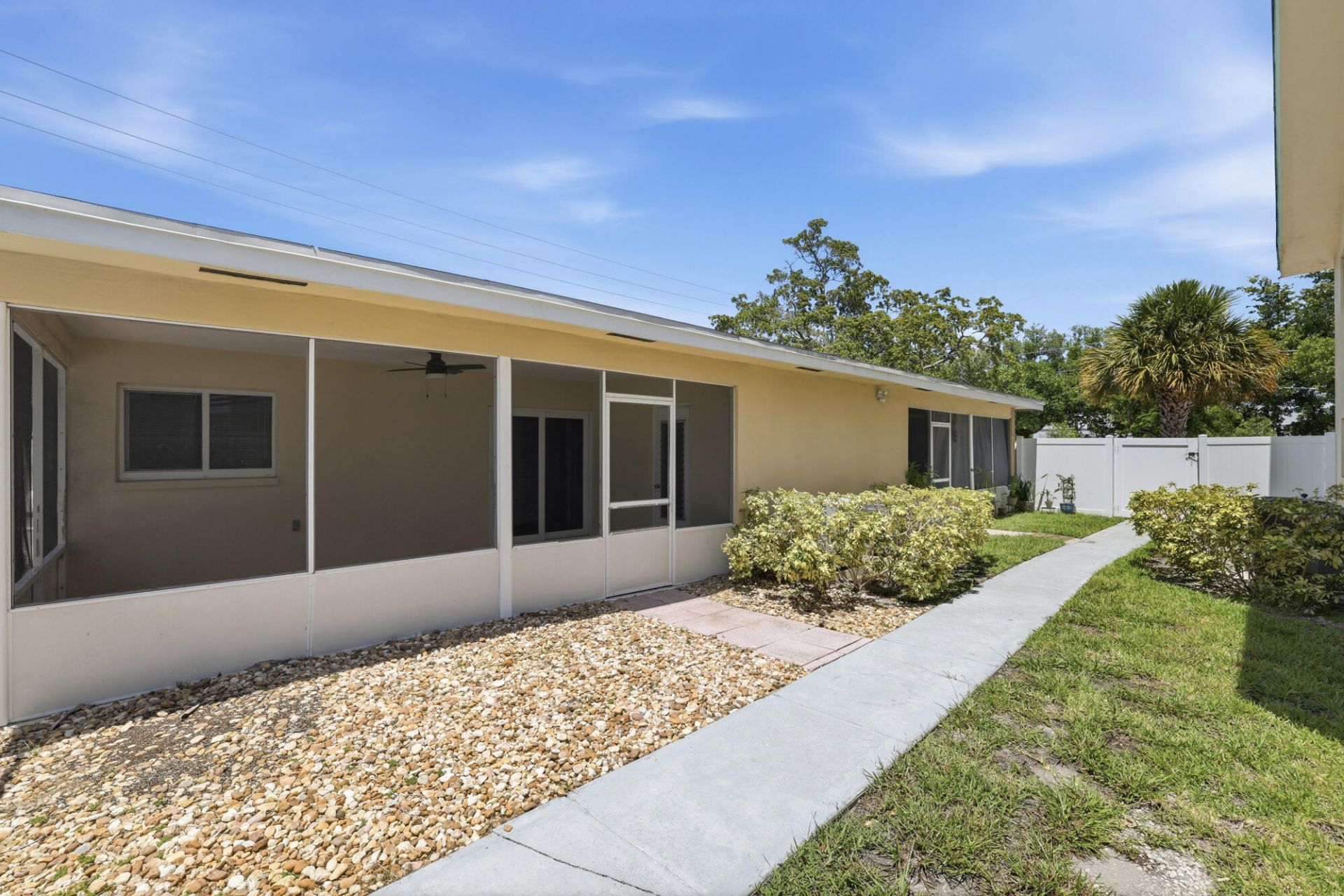 1880 SE 3rd Street, Unit 1880, Pompano Beach, FL 33060 Photo