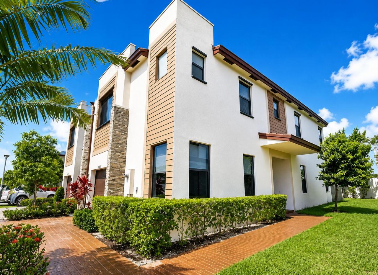 20682 NE 2nd Court, Miami, FL 33179 Photo