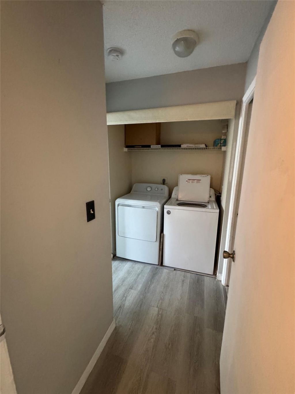 1721 Village Boulevard, Unit 204, West Palm Beach, FL 33409 Photo
