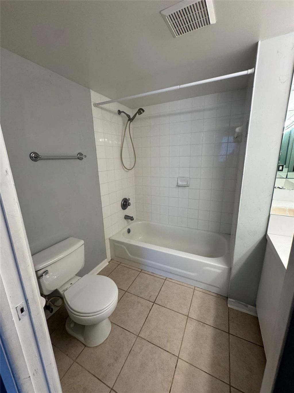 1721 Village Boulevard, Unit 204, West Palm Beach, FL 33409 Photo