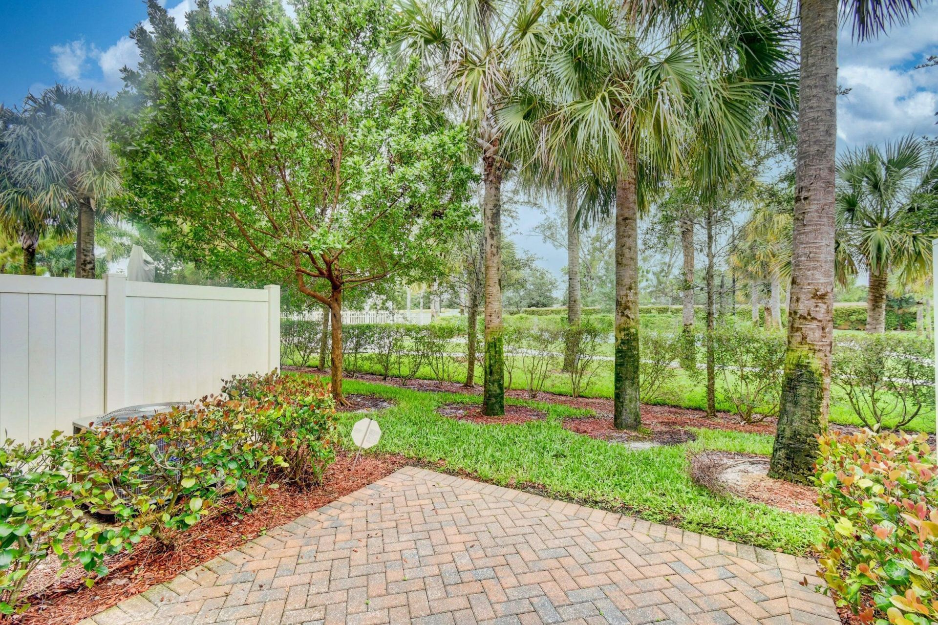 5981 Monterra Club Drive, Lake Worth, FL 33463 Photo