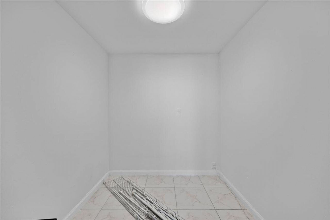 5600 N Flagler Drive, Unit 2304, West Palm Beach, FL 33407 Photo