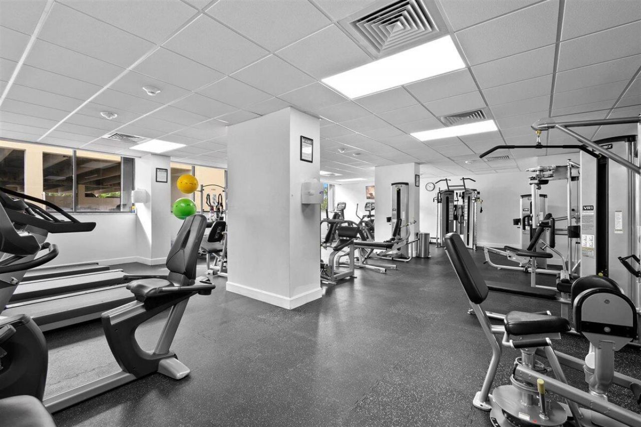 5600 N Flagler Drive, Unit 2304, West Palm Beach, FL 33407 Photo