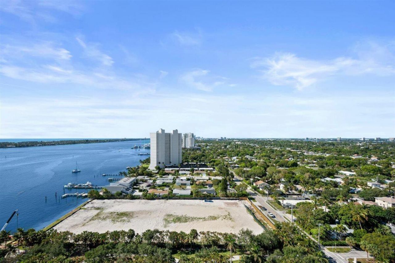5600 N Flagler Drive, Unit 2304, West Palm Beach, FL 33407 Photo