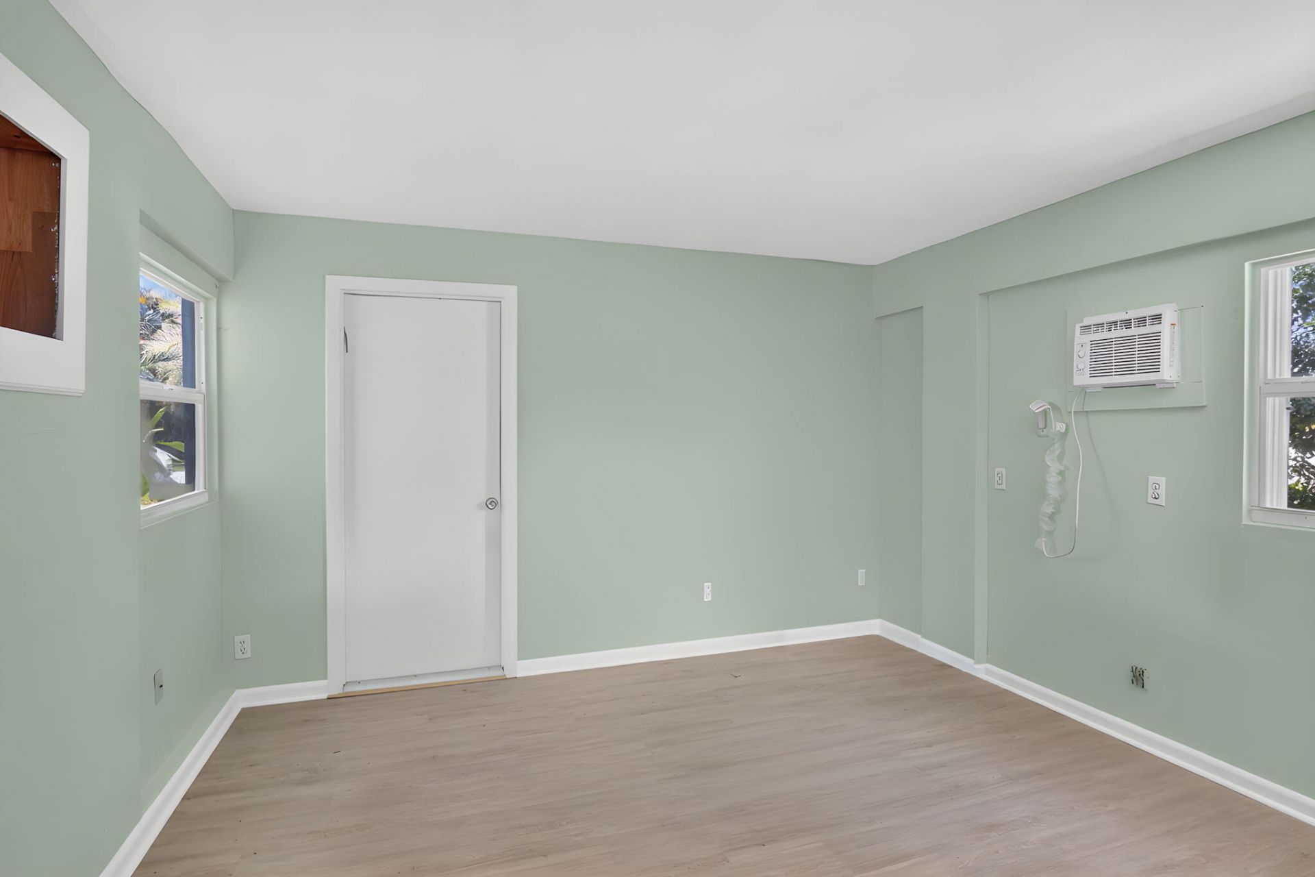 2110 NE 4th Avenue, Boca Raton, FL 33431 Photo