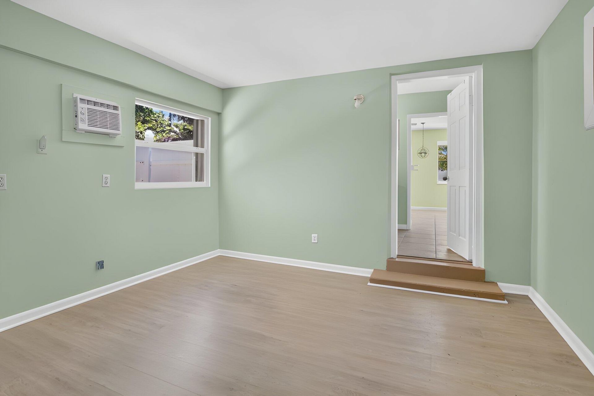 2110 NE 4th Avenue, Boca Raton, FL 33431 Photo