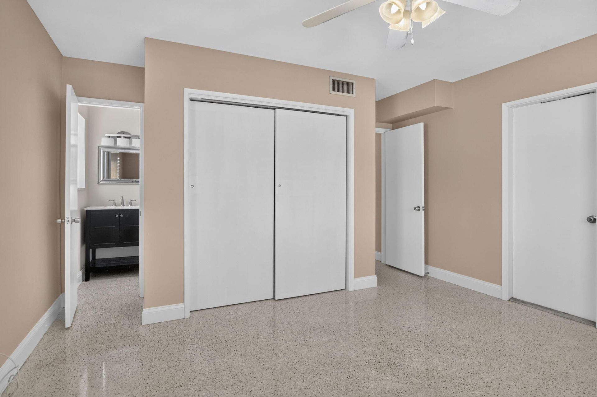 2110 NE 4th Avenue, Boca Raton, FL 33431 Photo