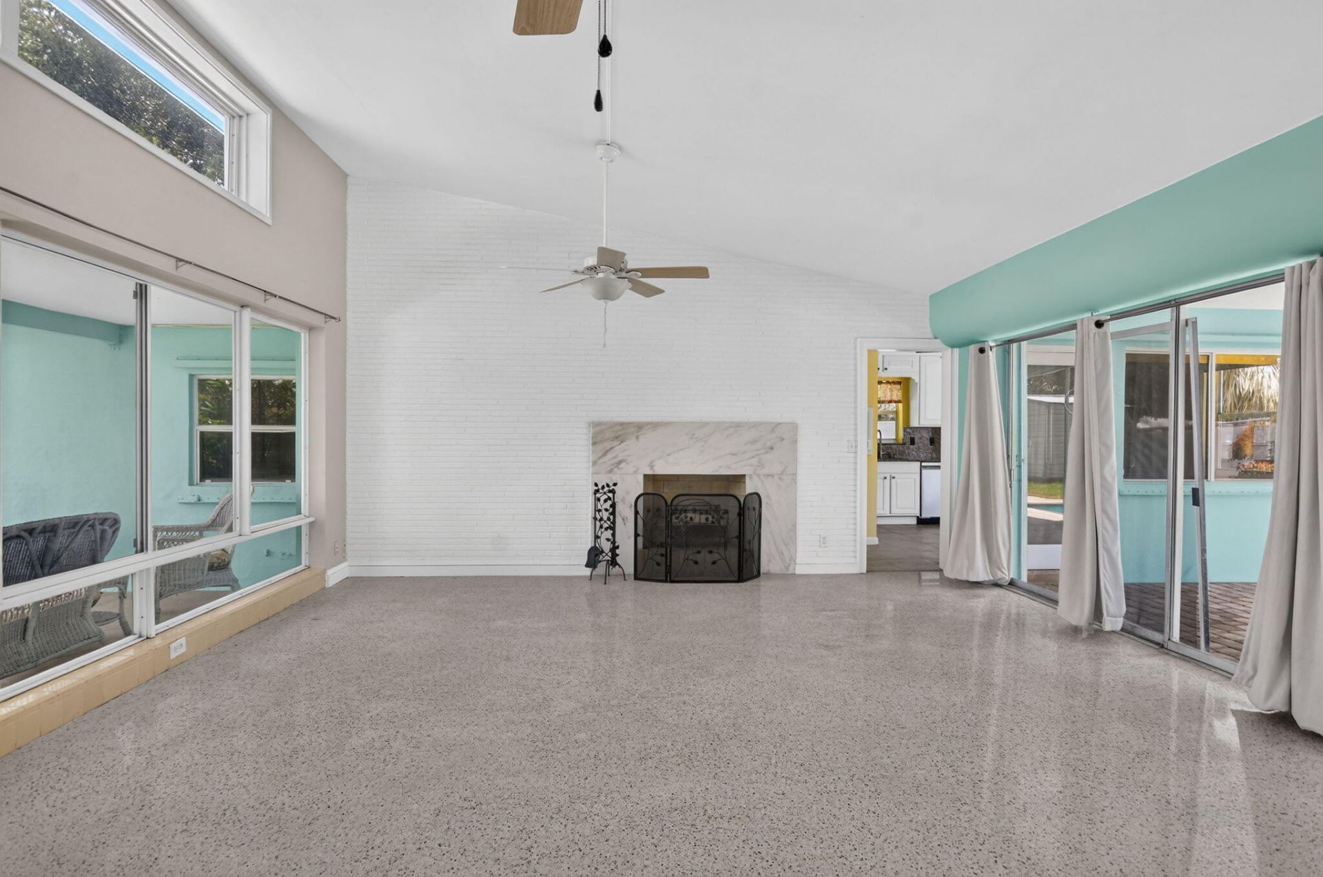 2110 NE 4th Avenue, Boca Raton, FL 33431 Photo