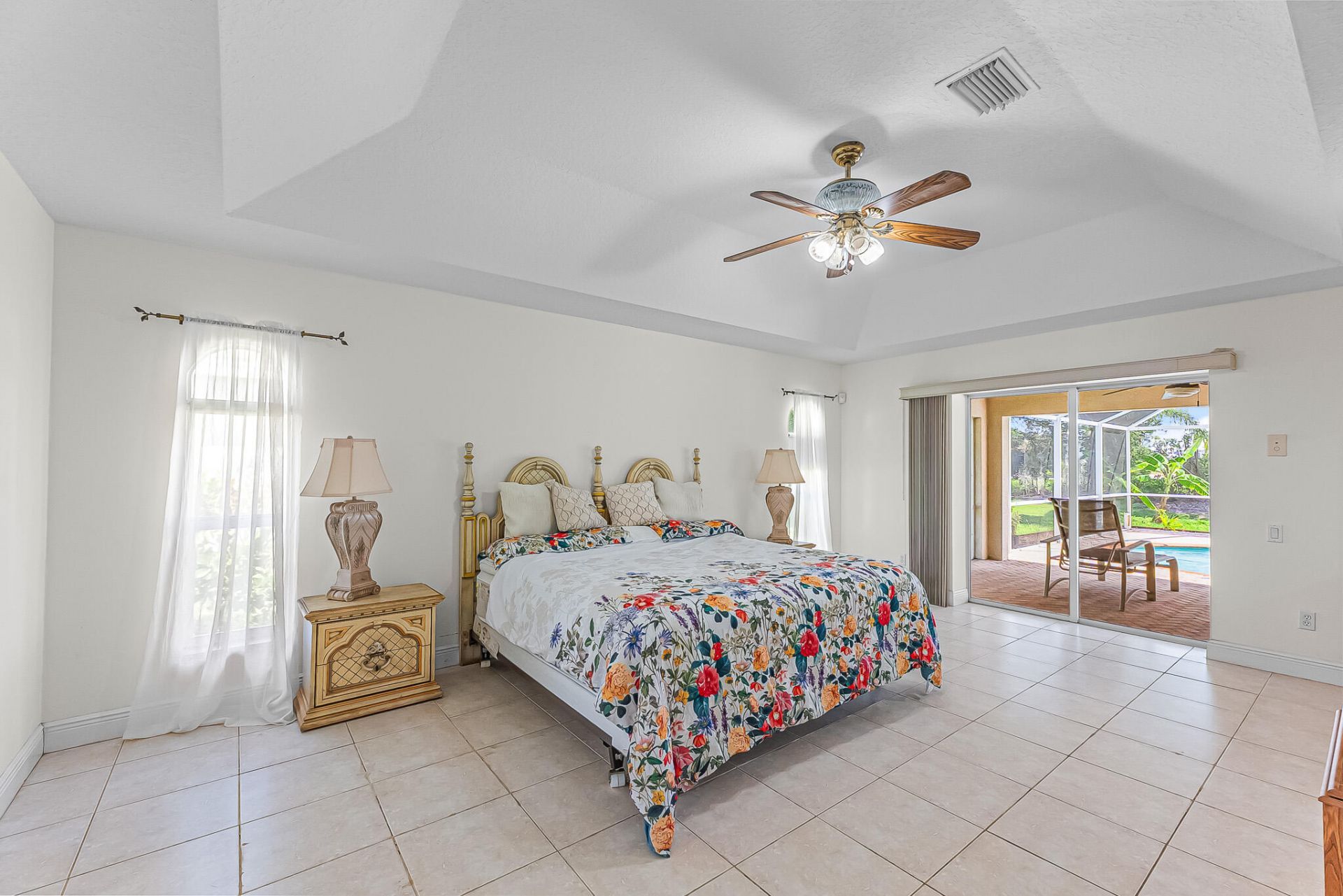 524 SE Nome Drive, Port Saint Lucie, FL 34984 Photo