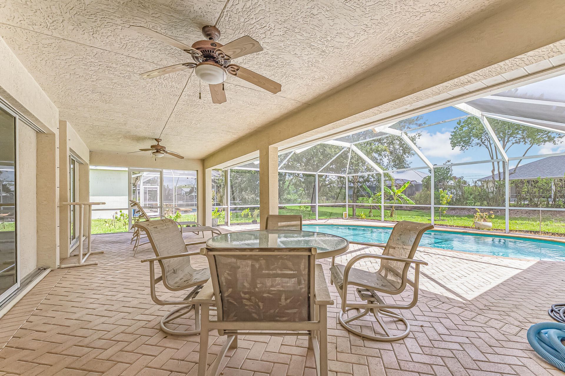 524 SE Nome Drive, Port Saint Lucie, FL 34984 Photo