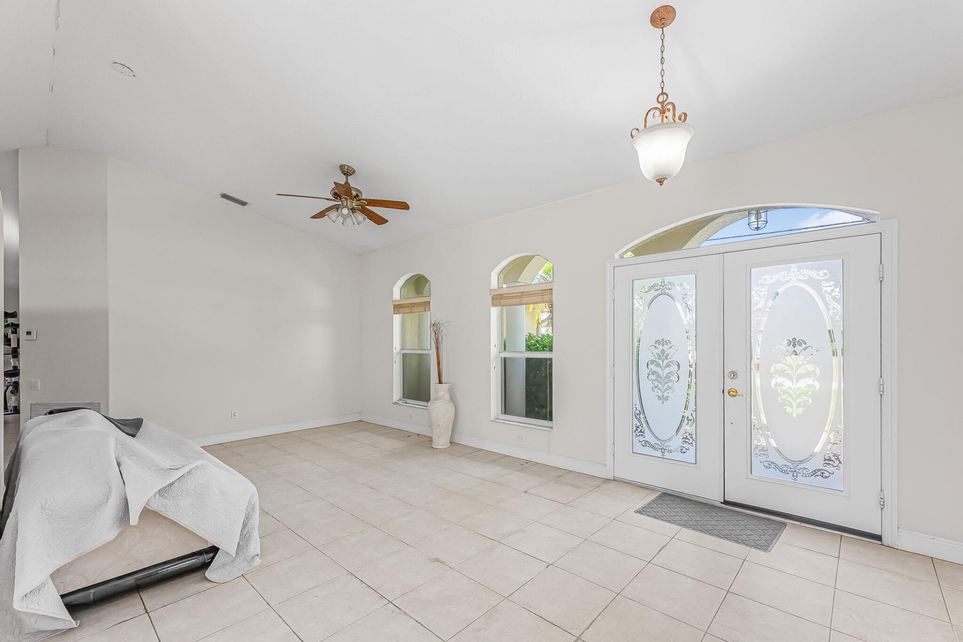 524 SE Nome Drive, Port Saint Lucie, FL 34984 Photo