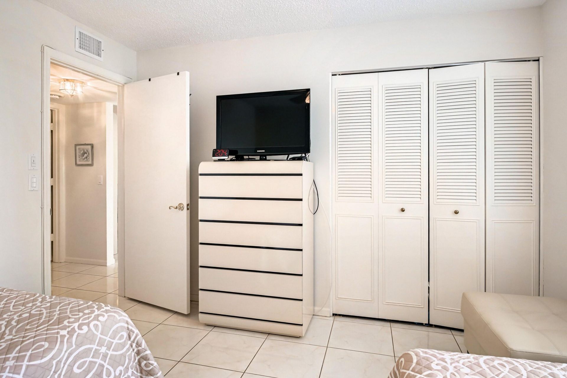 6650 S Oriole Boulevard, Unit 1030, Delray Beach, FL 33446 Photo