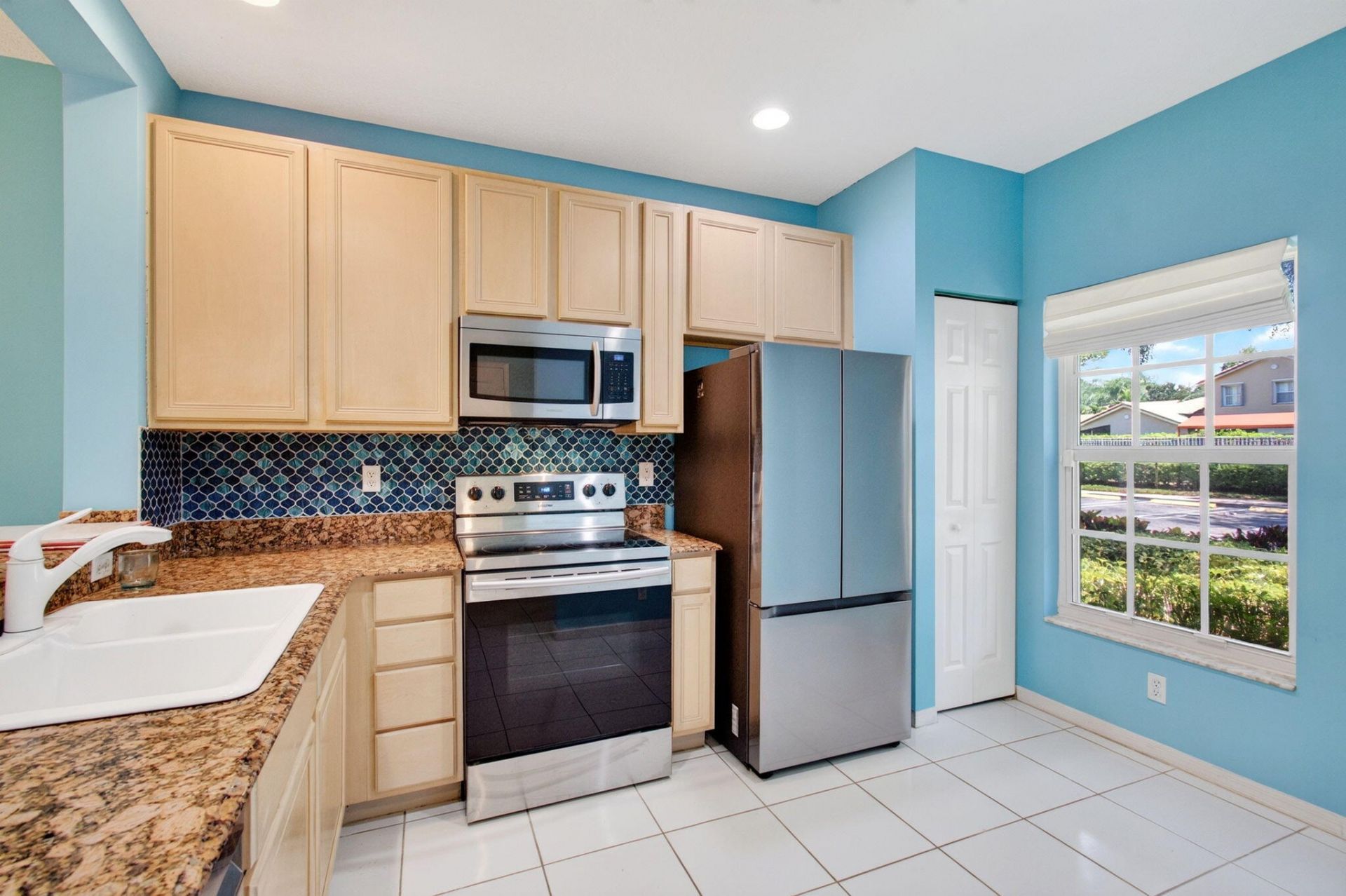 6374 Park Lake Circle, Boynton Beach, FL 33437 Photo