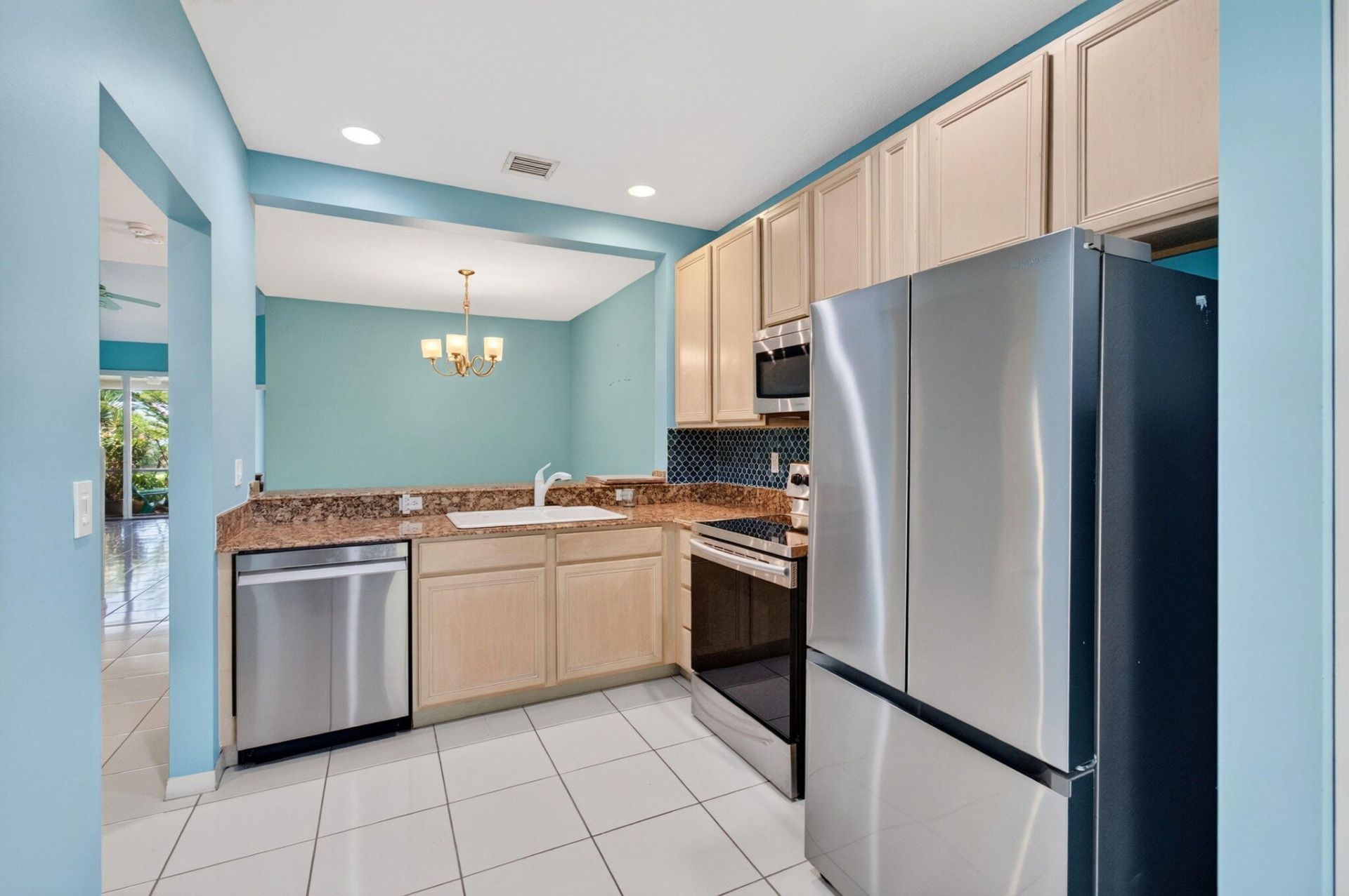 6374 Park Lake Circle, Boynton Beach, FL 33437 Photo