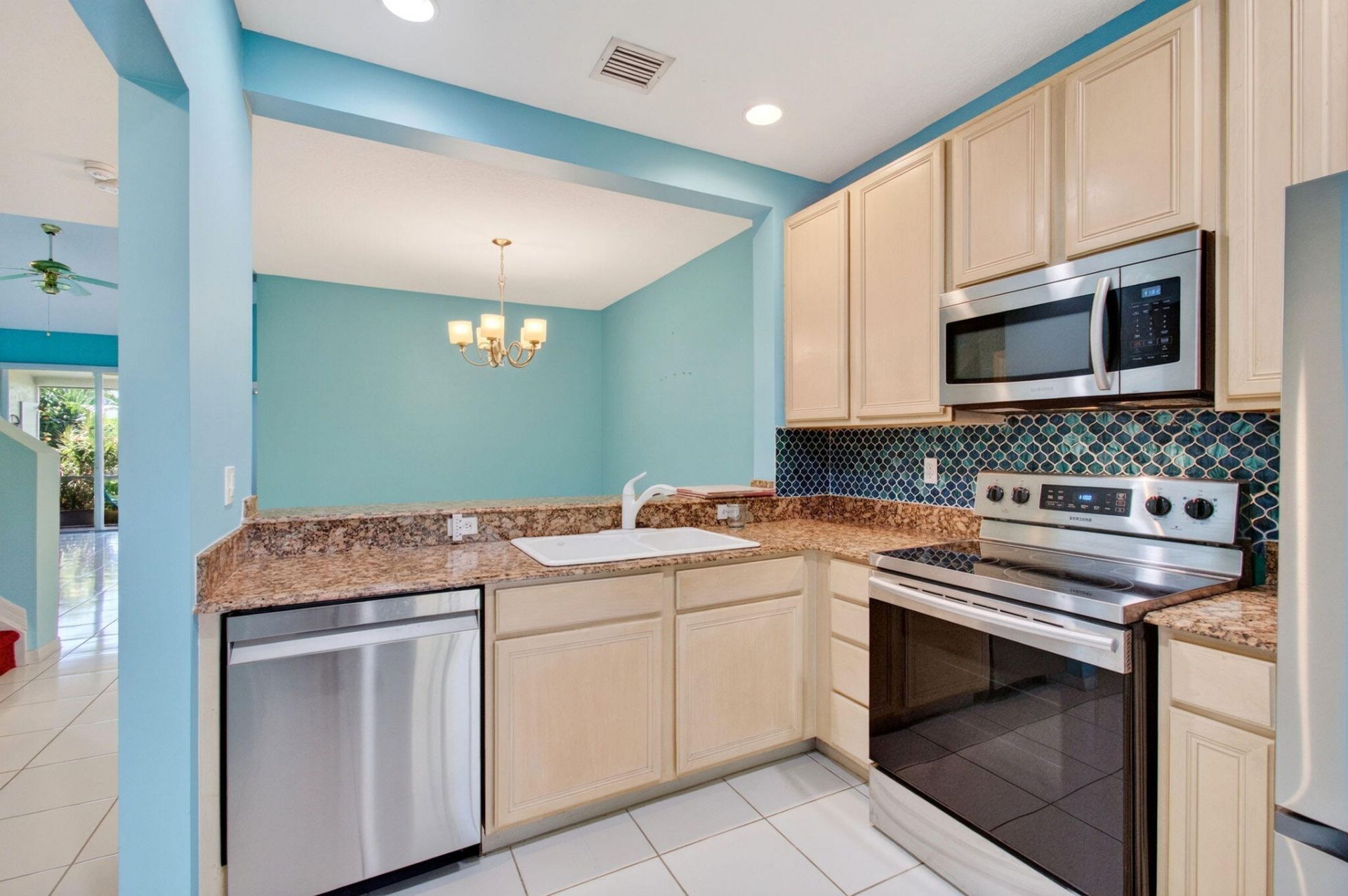 6374 Park Lake Circle, Boynton Beach, FL 33437 Photo