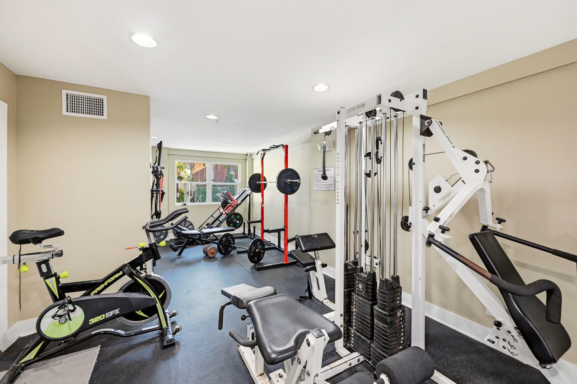 2420 SE 17th Street, Unit 401c, Fort Lauderdale, FL 33316 Photo
