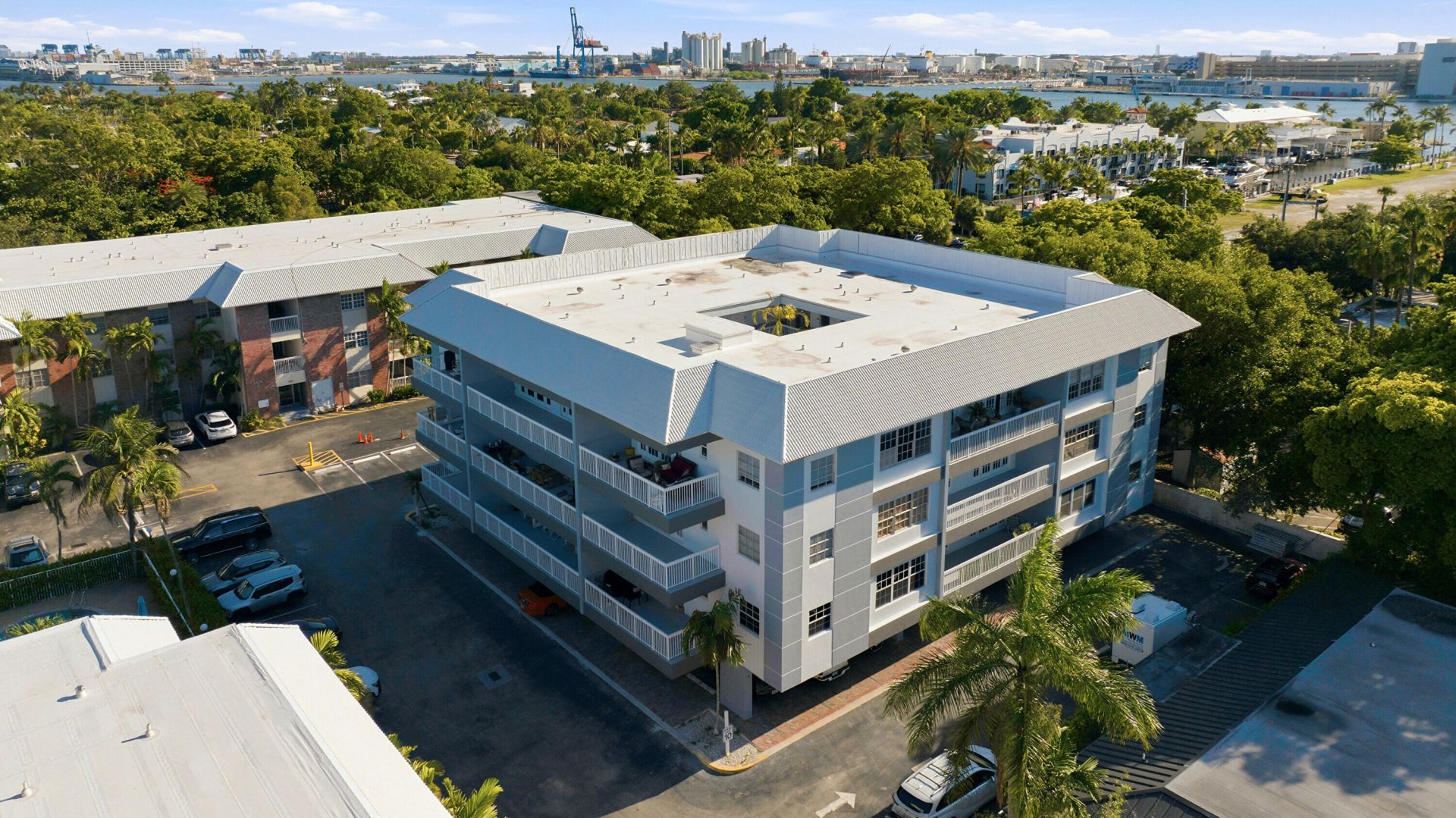 2420 SE 17th Street, Unit 401c, Fort Lauderdale, FL 33316 Photo