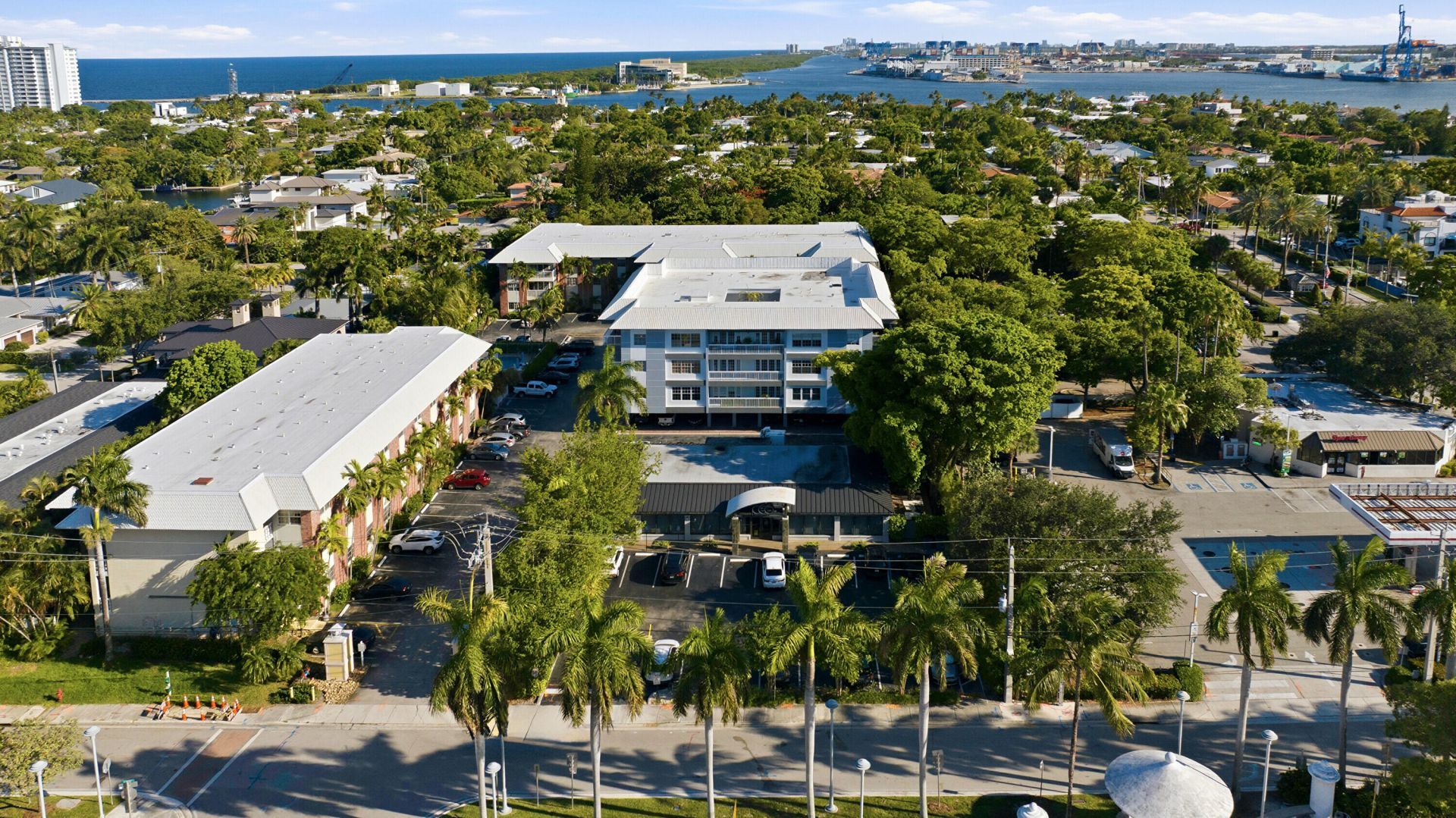 2420 SE 17th Street, Unit 401c, Fort Lauderdale, FL 33316 Photo