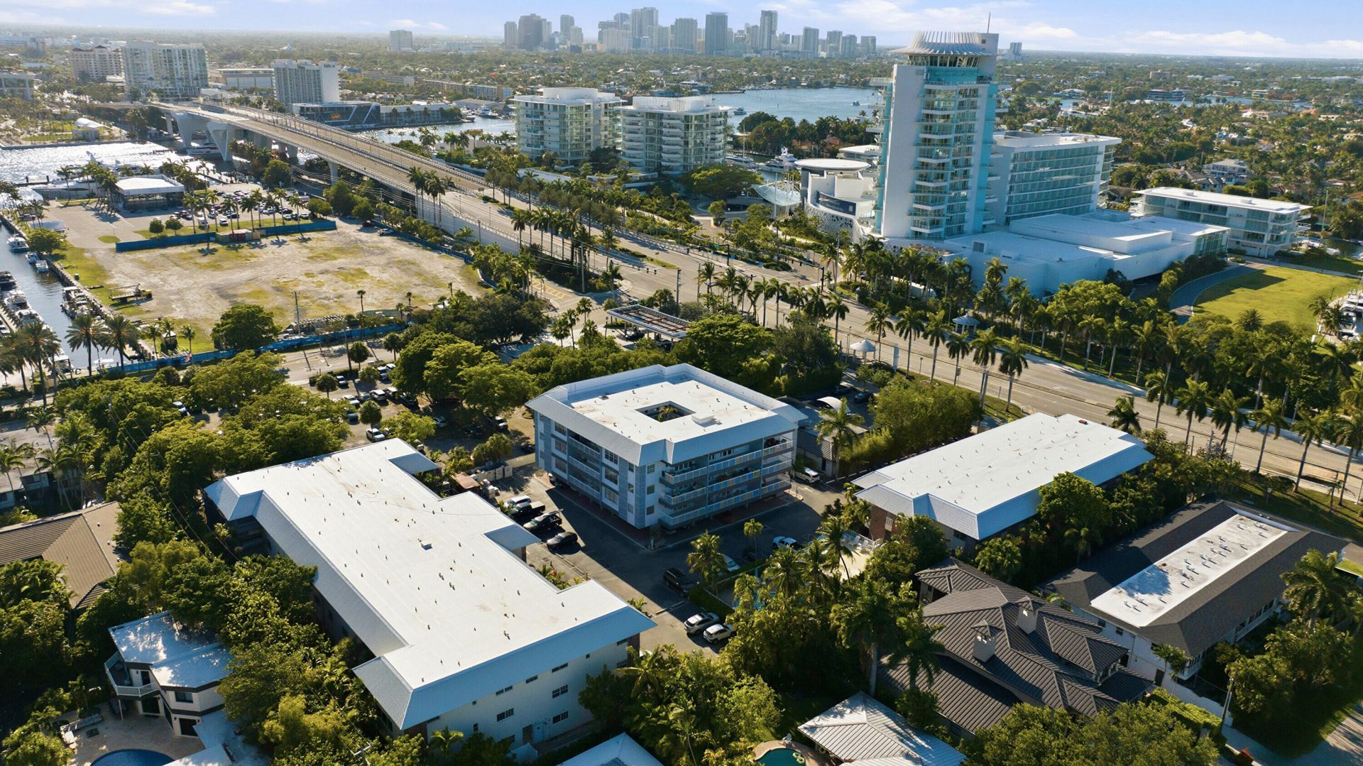 2420 SE 17th Street, Unit 401c, Fort Lauderdale, FL 33316 Photo
