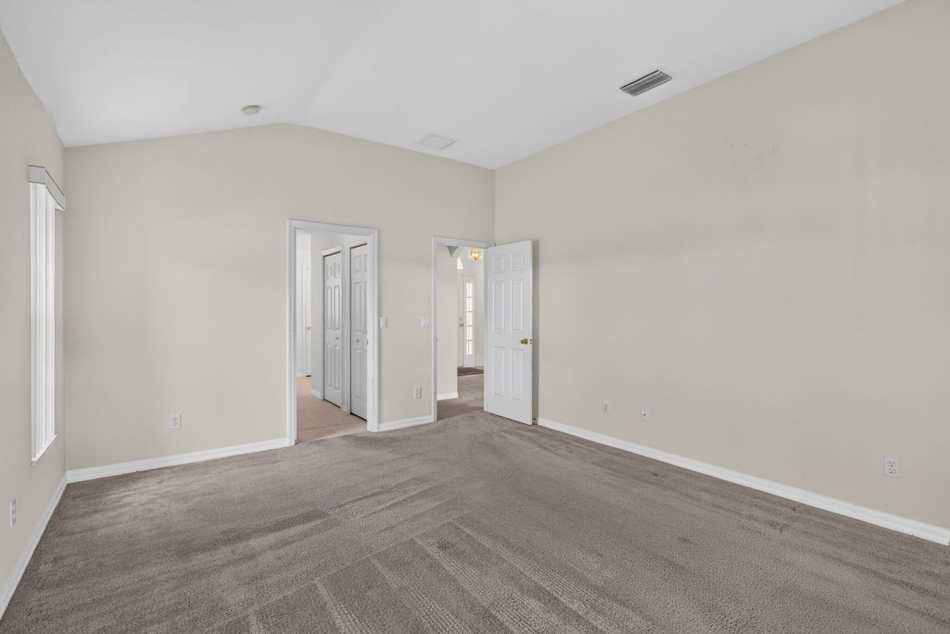 8253 Sand Pine Circle, Port Saint Lucie, FL 34952 Photo