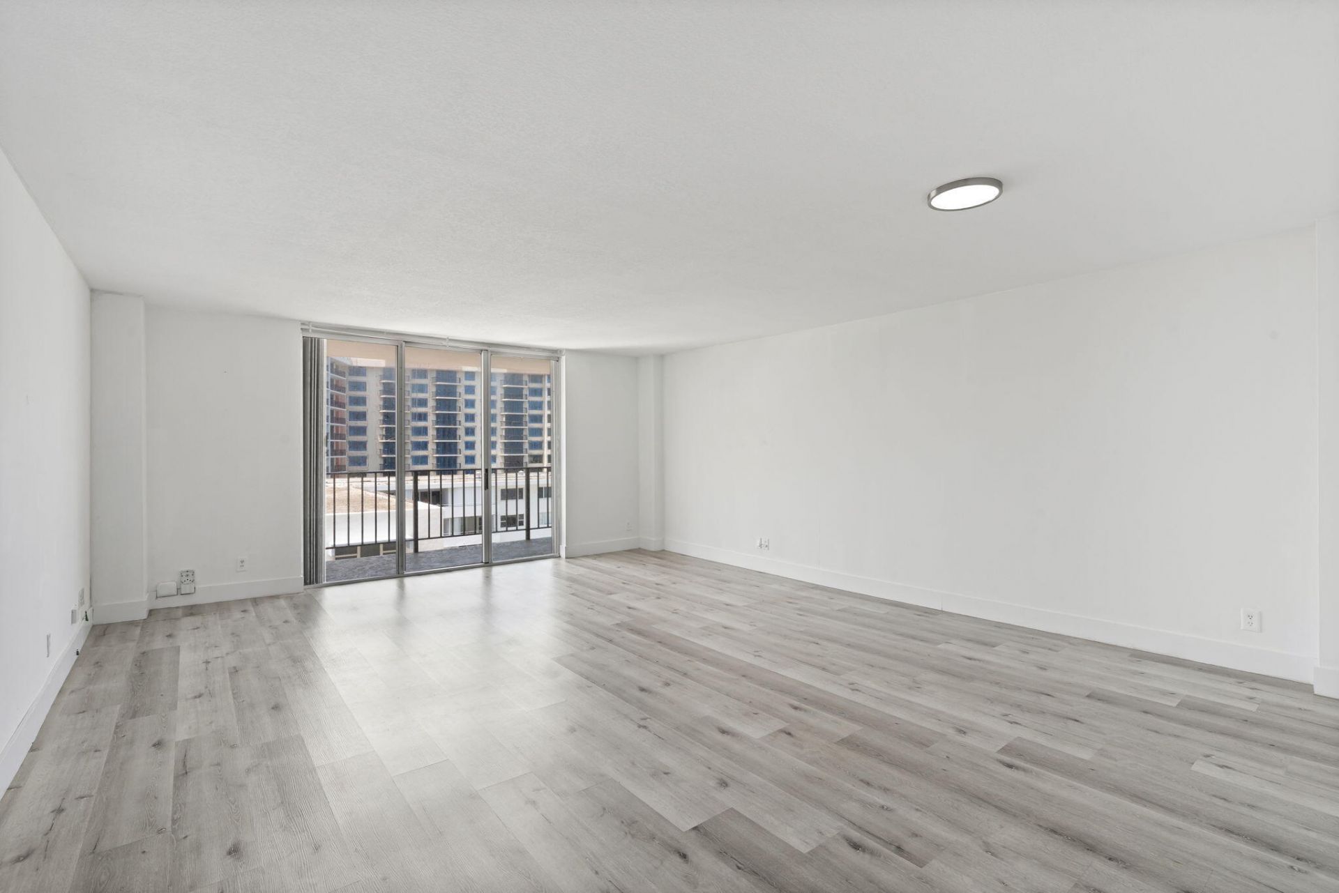 1900 S Ocean Boulevard, Unit 10j, Pompano Beach, FL 33062 Photo
