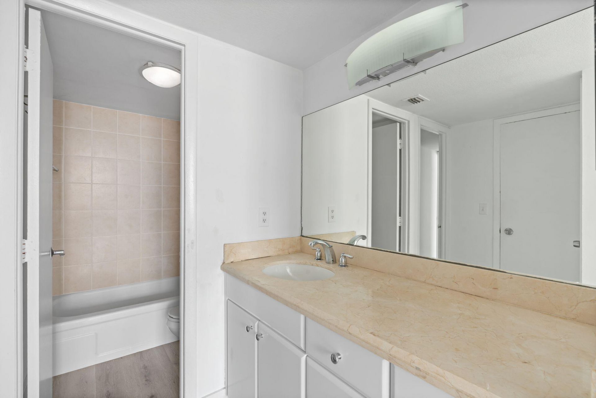 1900 S Ocean Boulevard, Unit 10j, Pompano Beach, FL 33062 Photo