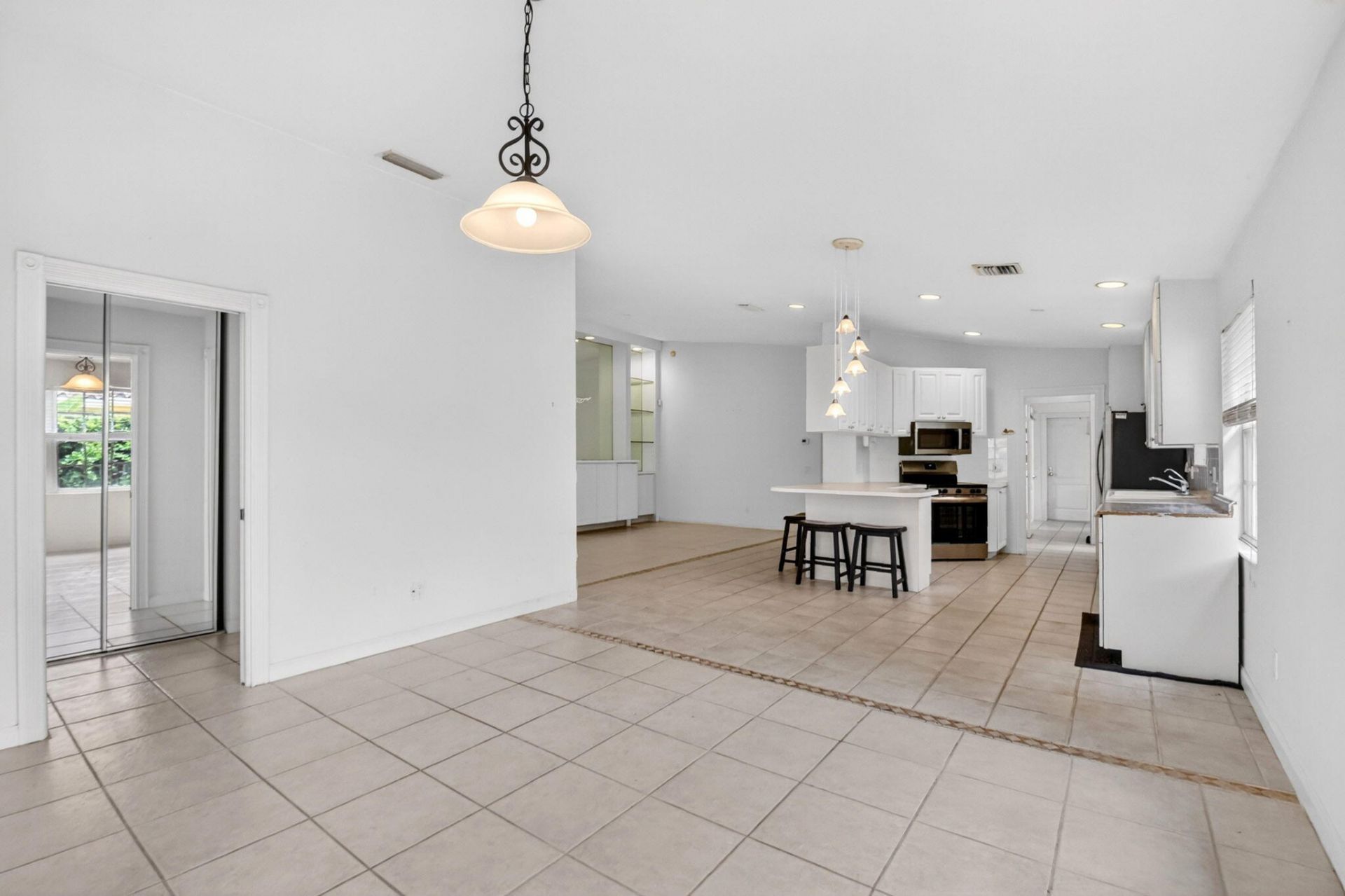 2774 Livingston Lane, West Palm Beach, FL 33411 Photo