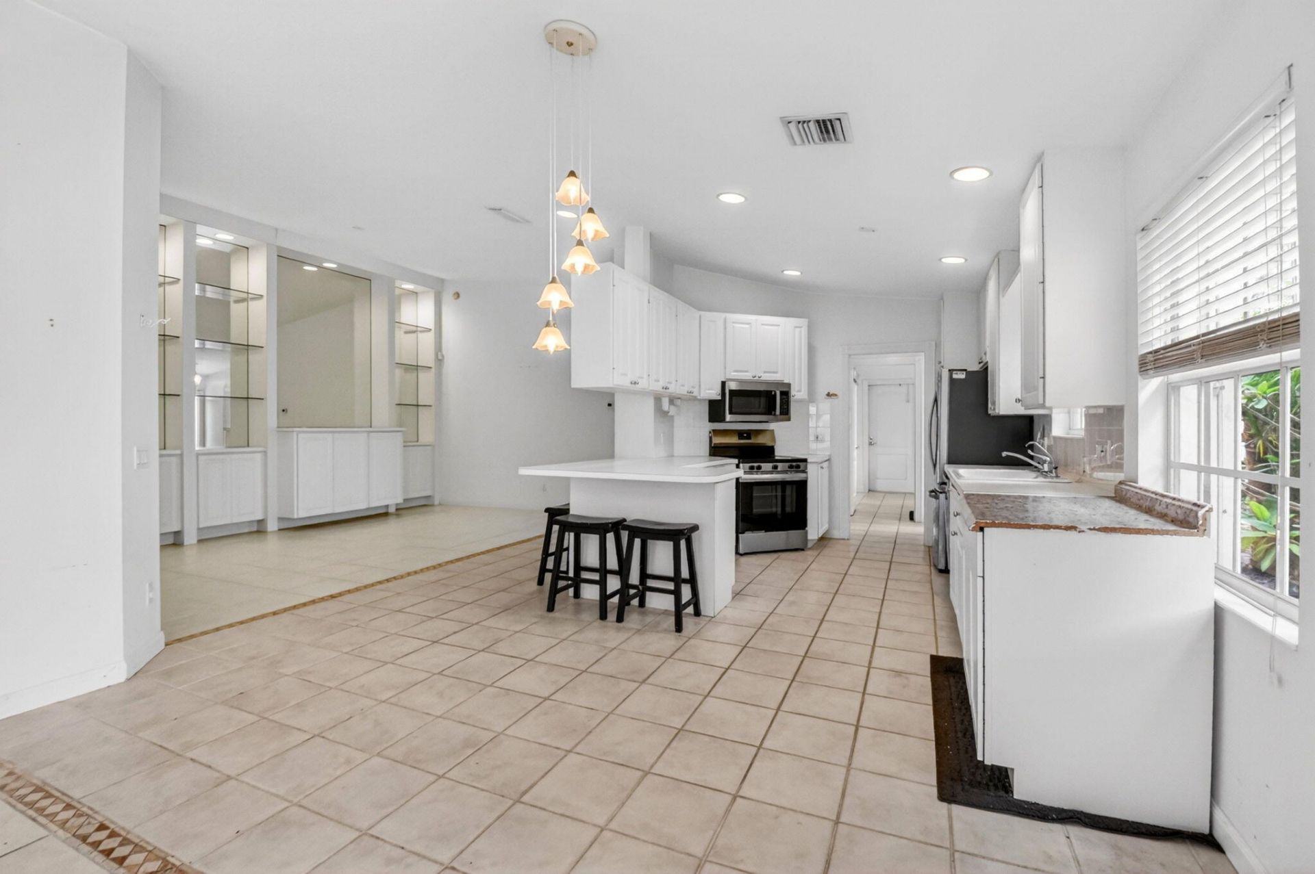2774 Livingston Lane, West Palm Beach, FL 33411 Photo