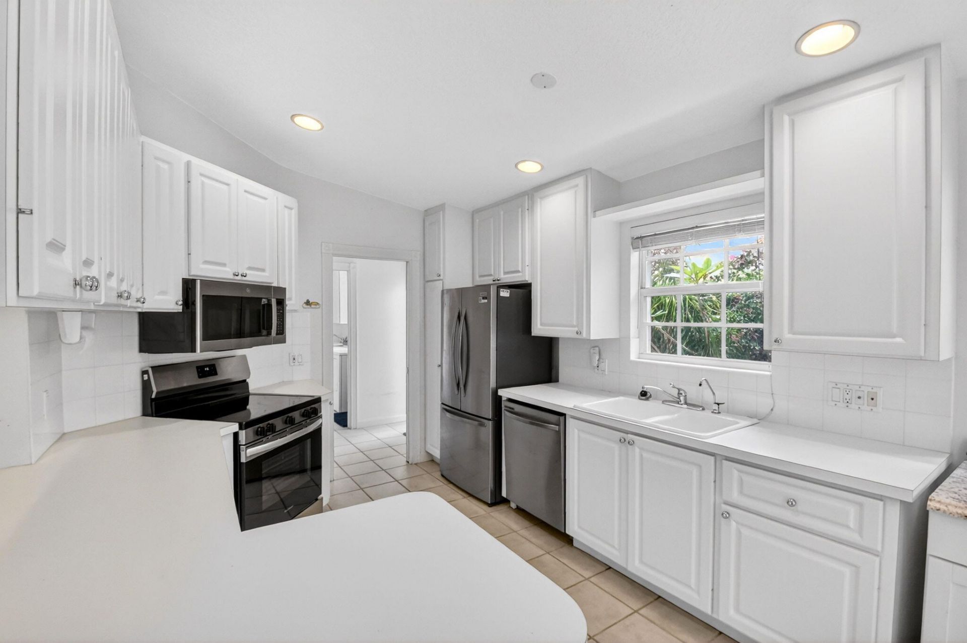 2774 Livingston Lane, West Palm Beach, FL 33411 Photo