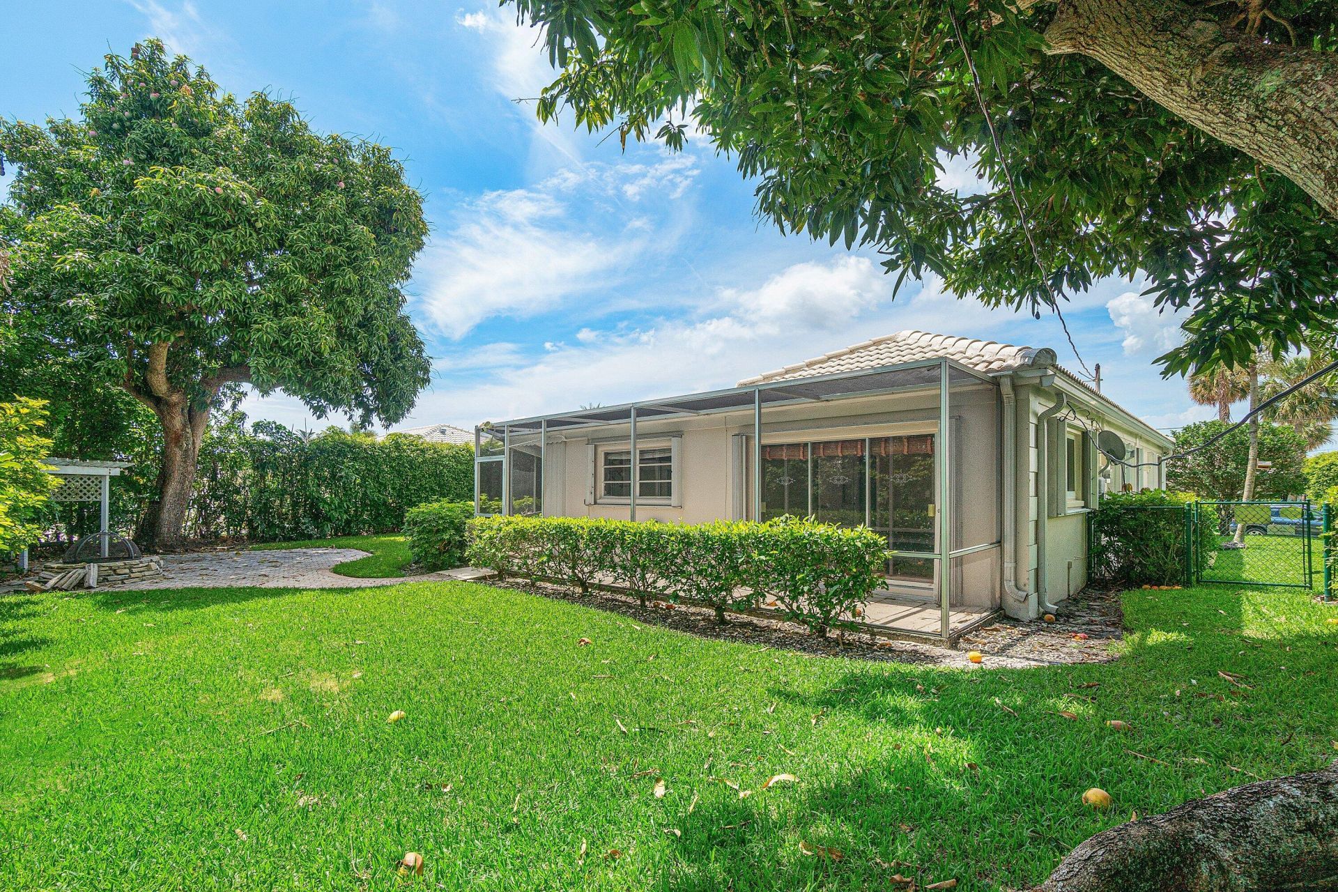 781 Apple Tree Lane, Boca Raton, FL 33486 Photo